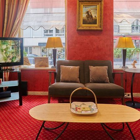 Hotel Poussin Paris Bagian luar foto