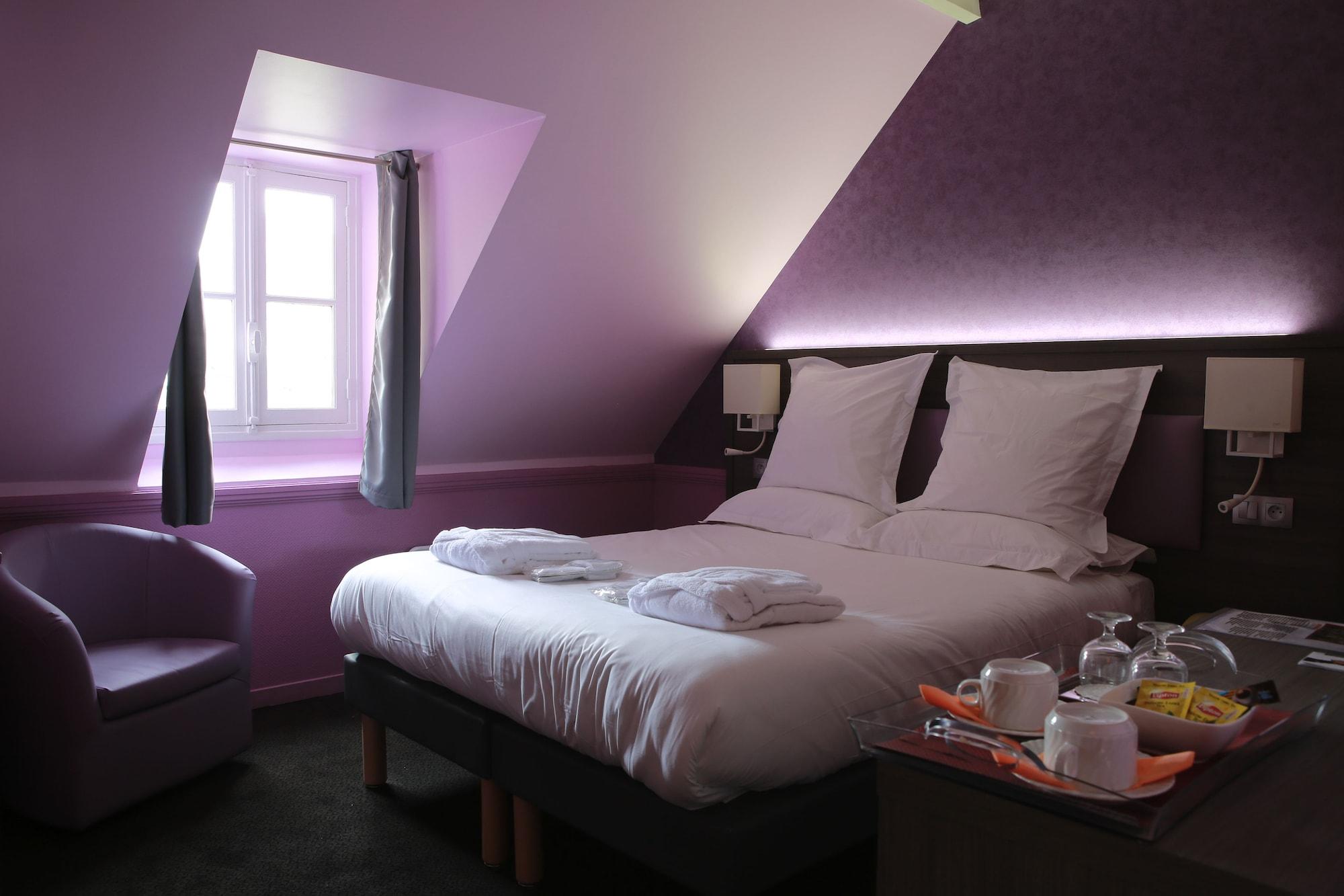Hotel Poussin Paris Bagian luar foto